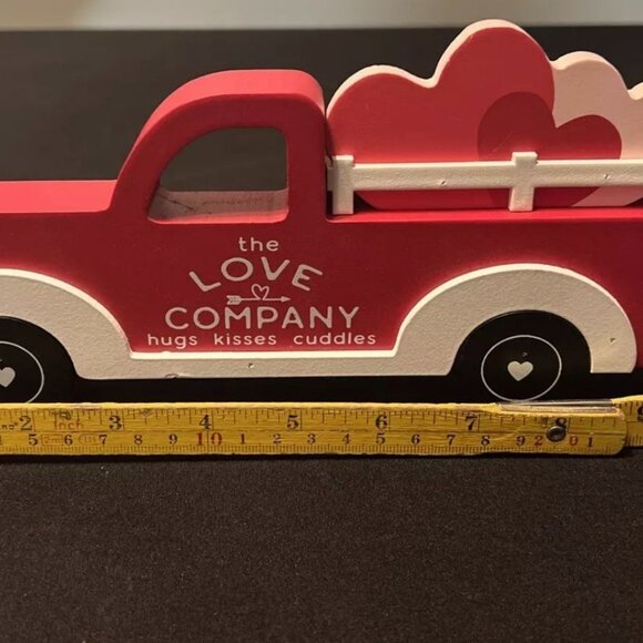 valentine day Wooden Love Company Decorative Truck With Hearts - Picture 3 of 3